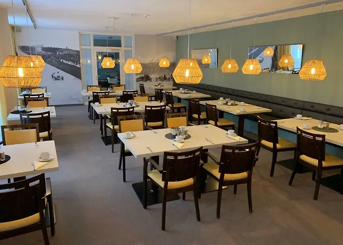 فندق Garni Max Zwo دينغولفينغ